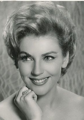 琼·欧布伦 Joan O'Brien照片