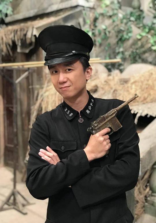 何志锋 Zhifeng He照片