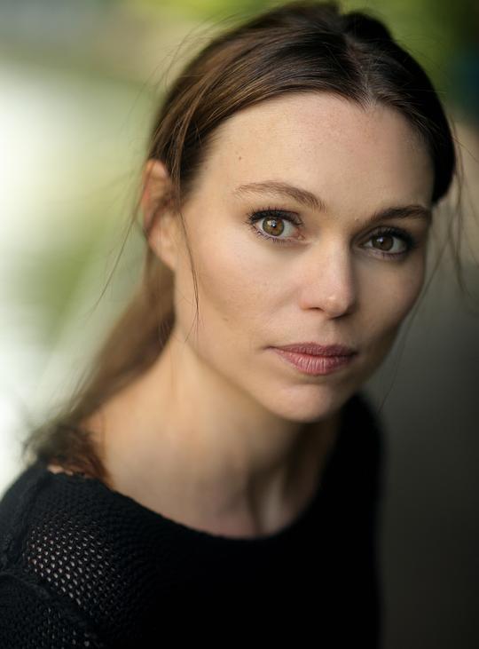 Tallulah Sheffield照片