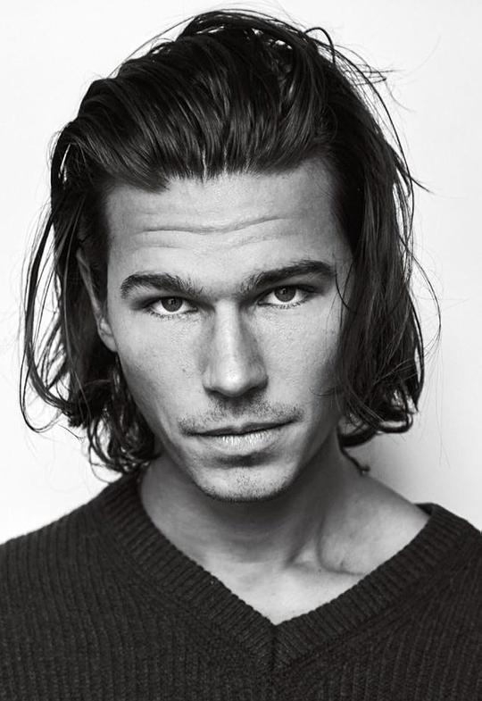 马克西米利安·亨哈佩尔 Maximilian Henhappel照片