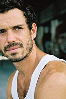 料内尔·林格赛 Lionel Lingelser照片