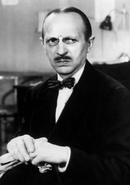 罗兰·阿蒙泰尔 Roland Armontel照片