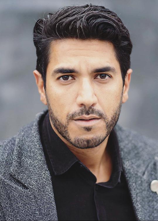 阿富辛·菲劳齐 Afshin Firouzi照片