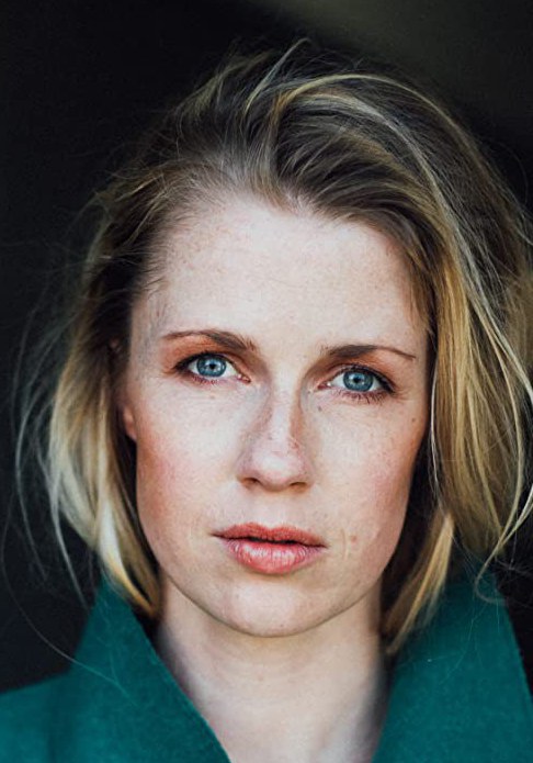 克里斯蒂妮·埃克森伯格 Christine Eixenberger照片