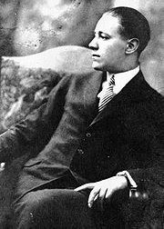 奥登·冯·霍尔瓦特 Ödön von Horvath照片