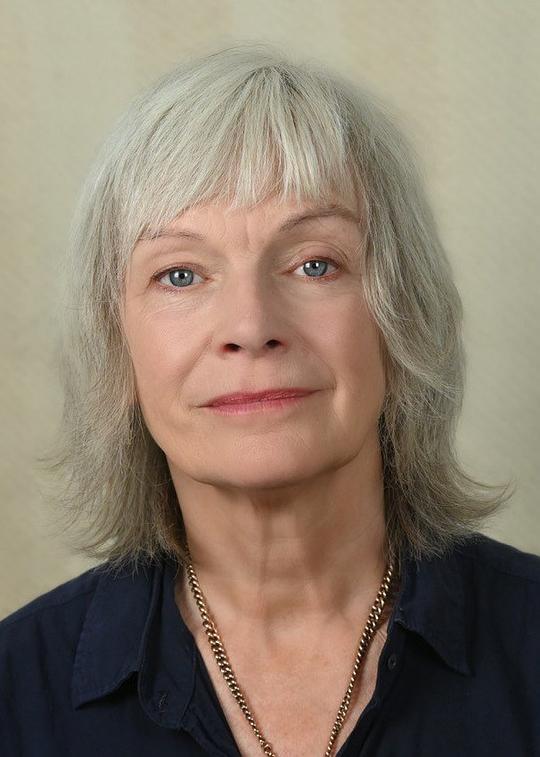 玛莎·伯恩斯 Martha Burns照片