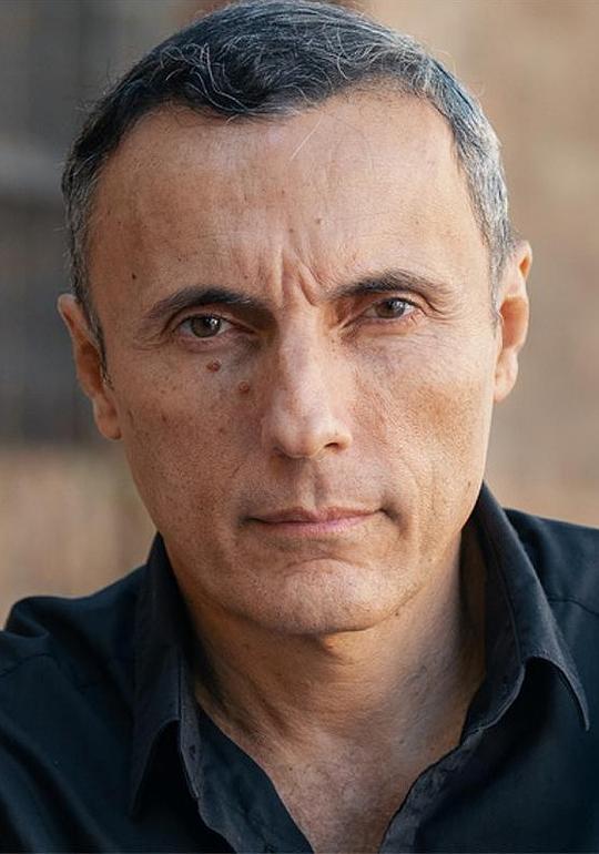 瓦莱里奥·阿普雷亚 Valerio Aprea照片