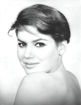 衣洛伊莎·灿尼 Eloisa Cianni照片