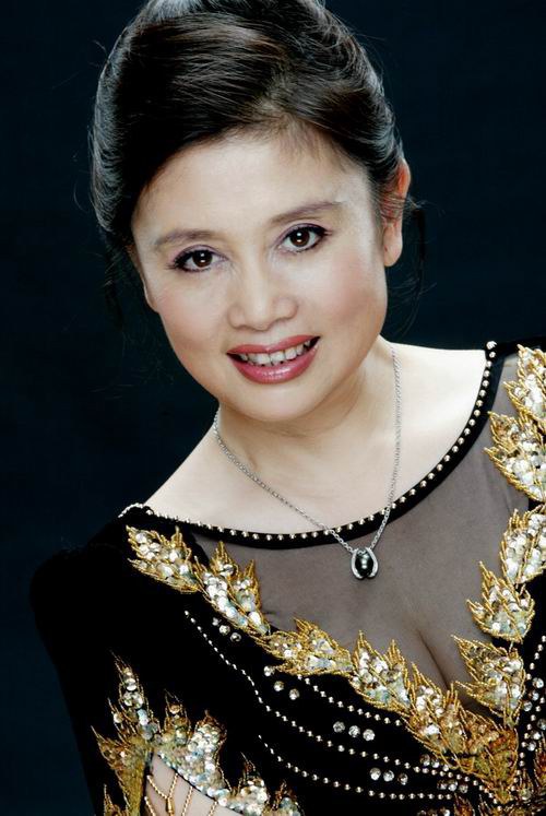 秦燕 Yan Qin照片