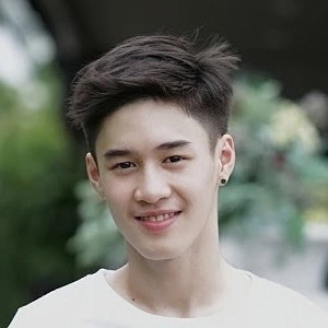 加图蓬·丹古来 Jay Jatuporn Dangurai照片