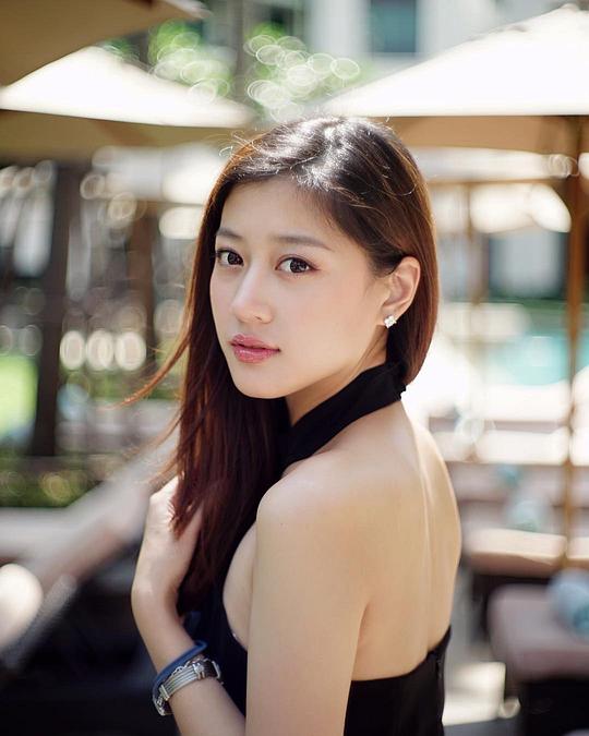 Napassorn Eiamcharoen照片