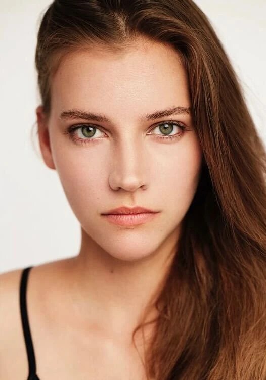 奥里亚娜·勒曼 Oriana Leman照片