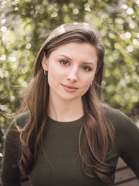 艾丽·海登 Ellie Heydon照片