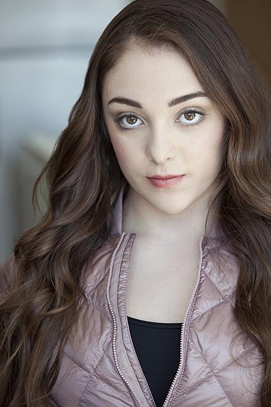 Brianna Daguanno照片