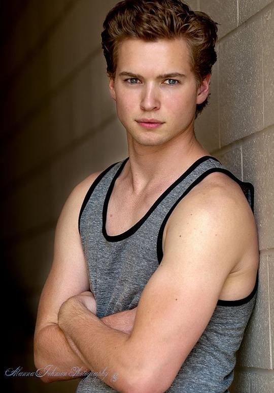 帕特里克·约翰森 Patrick Johnson照片