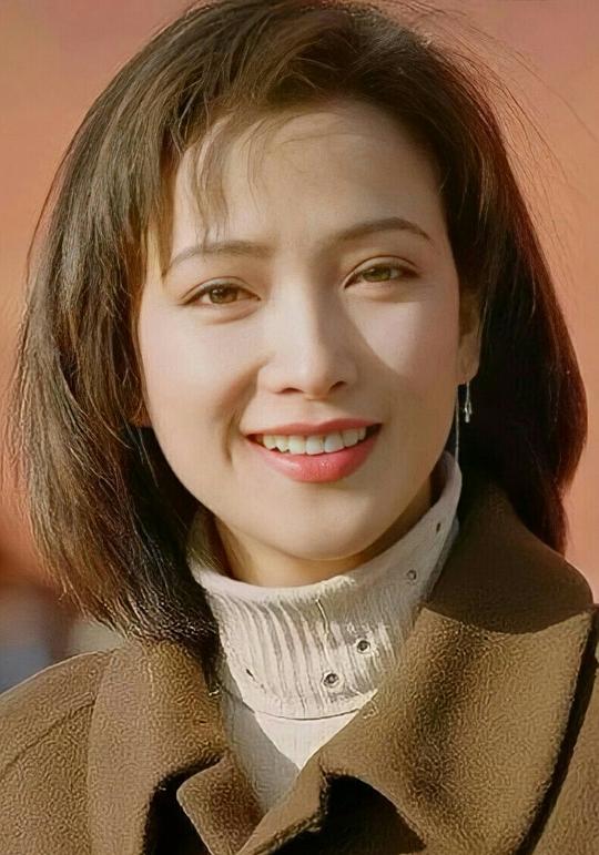 何晴 Qing He照片