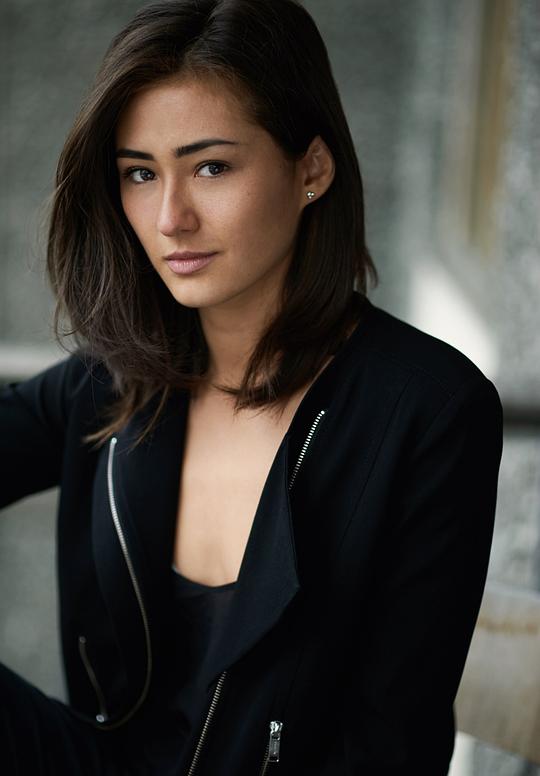 娜拉妮·瓦吉塔 Nalani Wakita照片