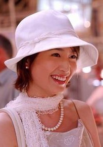 鲍逸琳 Yilin Bao照片