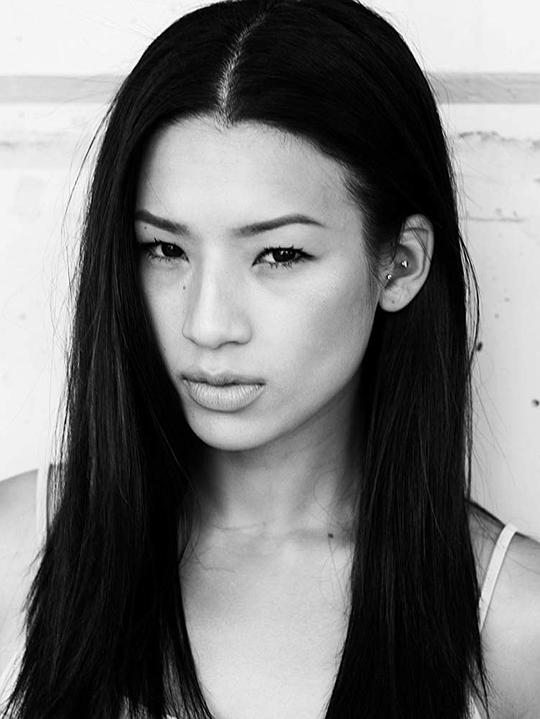 阿莉莎·威尼斯 Alyssa Veniece照片