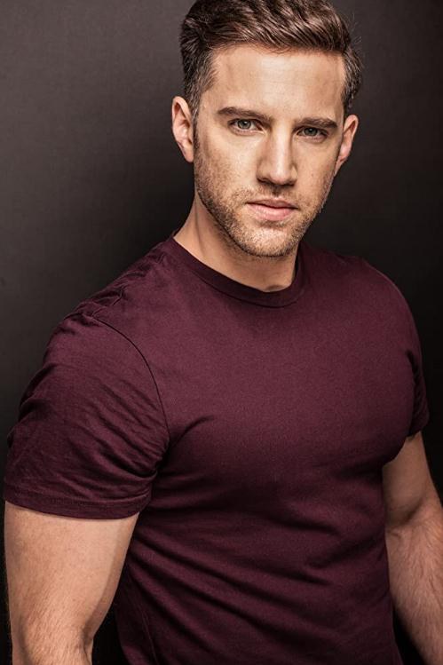 迈尔斯·费伯 Miles Faber照片