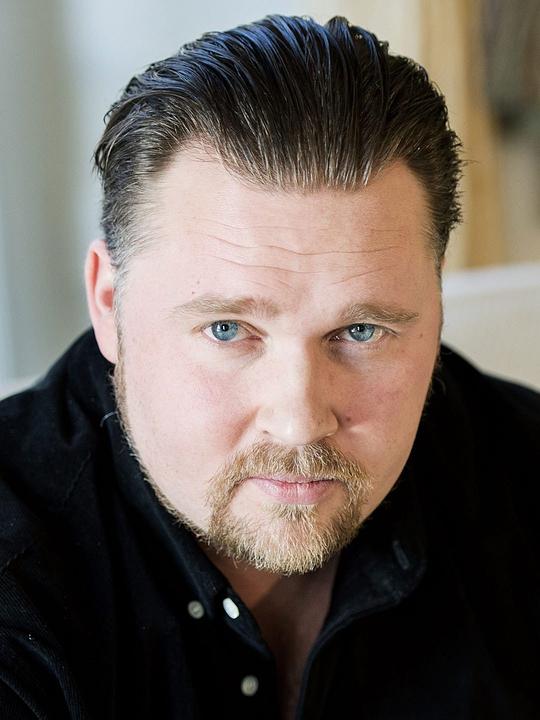 克里斯托弗·瓦格林 Christopher Wagelin照片