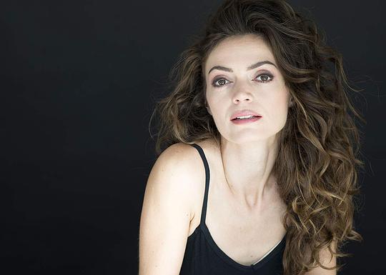 卡林·伯切尔 Carlyn Burchell照片