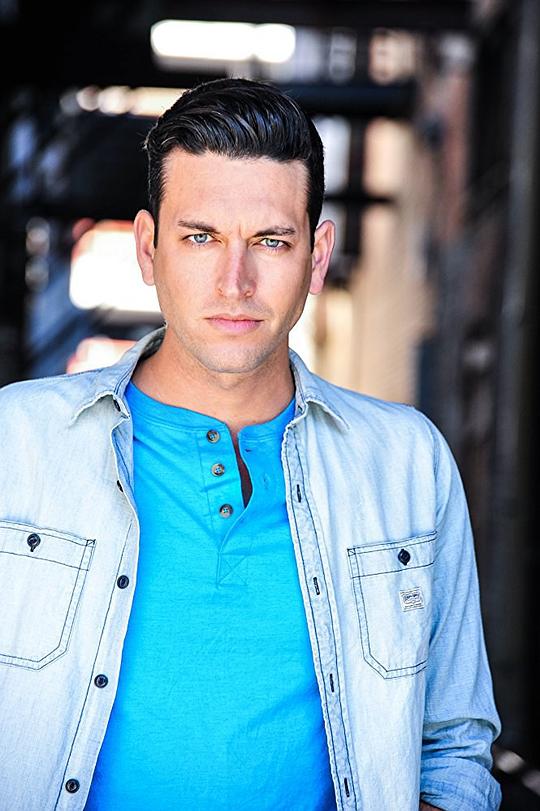 爱德华·J·德尔莫尔三世 Edward J. Delmore III照片