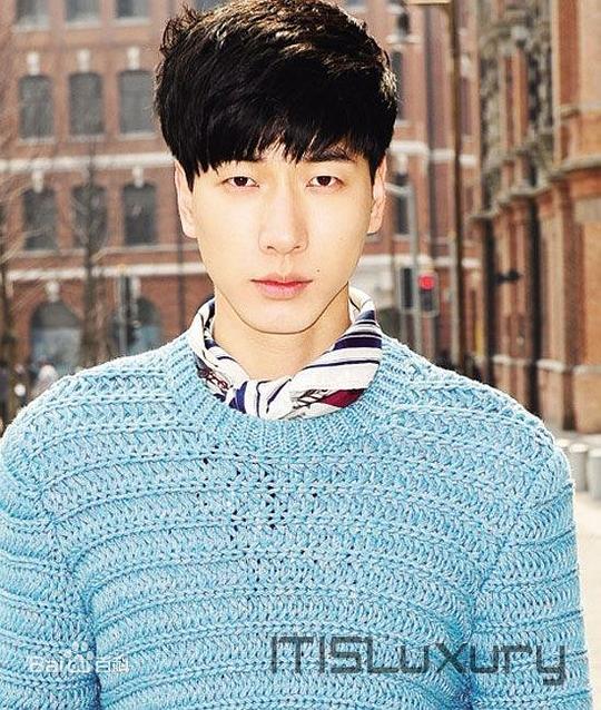 张亮 Liang Zhang照片