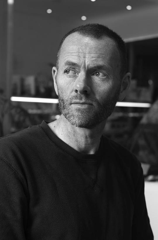 道格拉斯·林赛 Douglas Lindsay照片