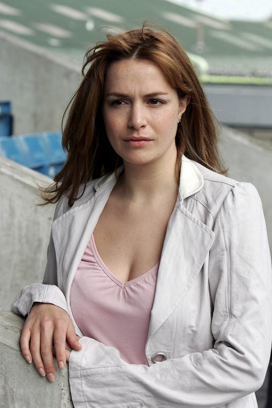 露茜·布朗 Lucy Brown照片