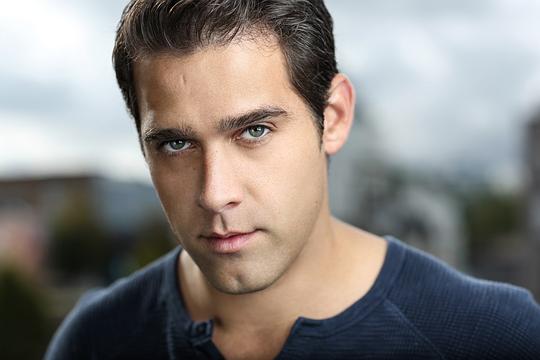 杰森·维什诺夫斯基 Jason Wishnowski照片