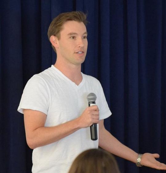 杰森·斯通 Jason Stone照片