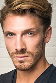 贾斯汀·格哈德 Justin Gerhard照片