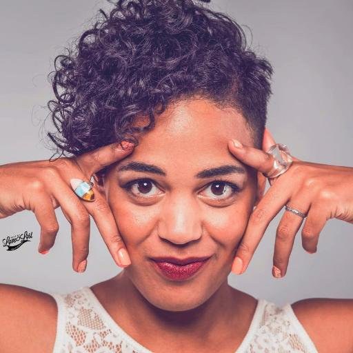 瑞秋尔·洛弗尔 Raechele Lovell照片