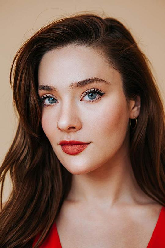 埃娃·布恩 Eva Bourne照片