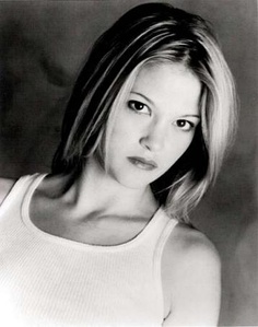 妮基·艾考克斯 Nicki Aycox照片