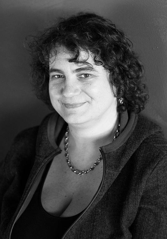 吉莉恩·霍瓦特 Gillian Horvath照片