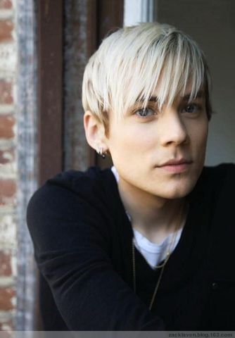 埃文·陶本菲德 Evan Taubenfeld照片