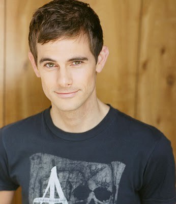 John Patrick White照片