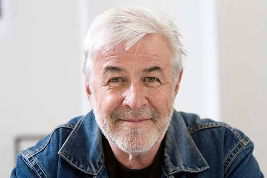 吉姆·拜恩尼斯 Jim Byrnes照片