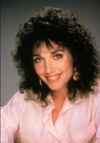 斯蒂芬妮·克拉默 Stepfanie Kramer照片