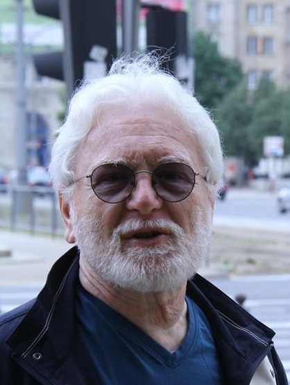 安杰·克拉科夫斯基 Andrzej Krakowski照片