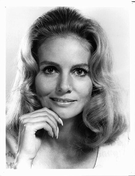 莎朗·阿克尔 Sharon Acker照片