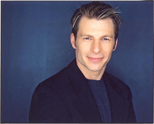 萨米·斯奈德斯 Sammy Snyders照片