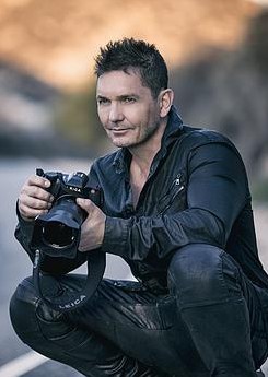 T·J·斯科特 T.J. Scott照片