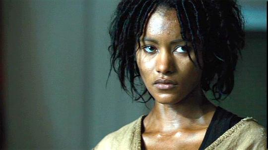 埃默利雅波恩 Emelia Burns照片