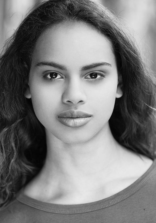 塔西娅·扎拉 Tasia Zalar照片