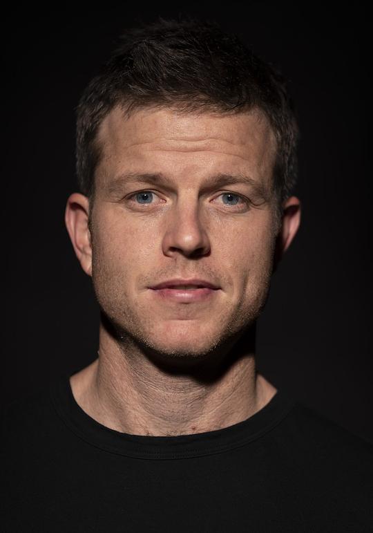 尼古拉斯·波舍尔 Nicholas Boshier照片