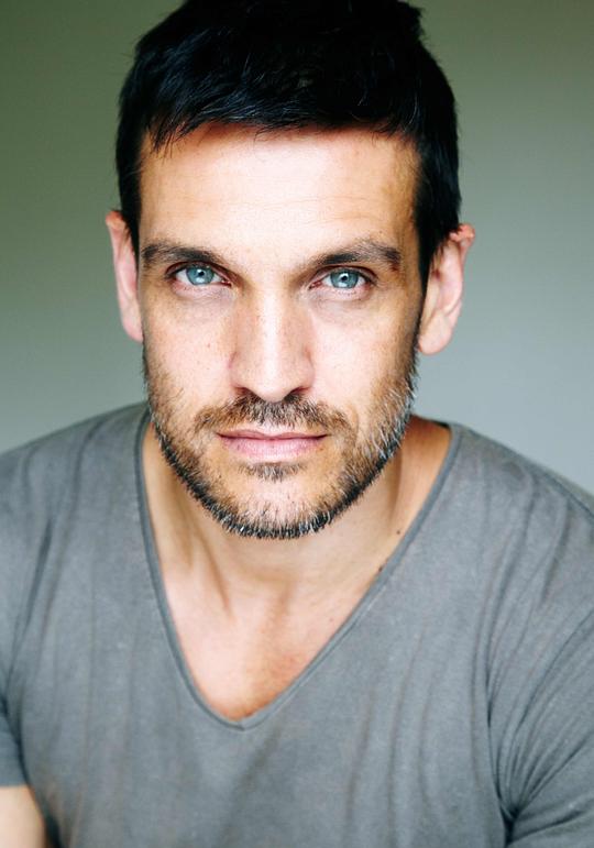 迪恩·基尔伍德 Dean Kyrwood照片