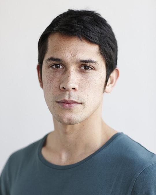 鲍勃·莫雷 Bob Morley照片